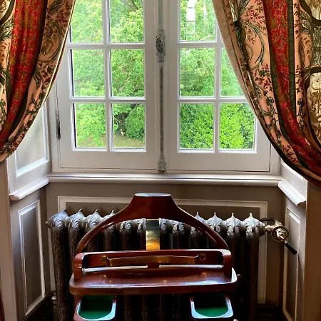 Chateau Isigny: Boutique Near Mont Saint Michel 4*