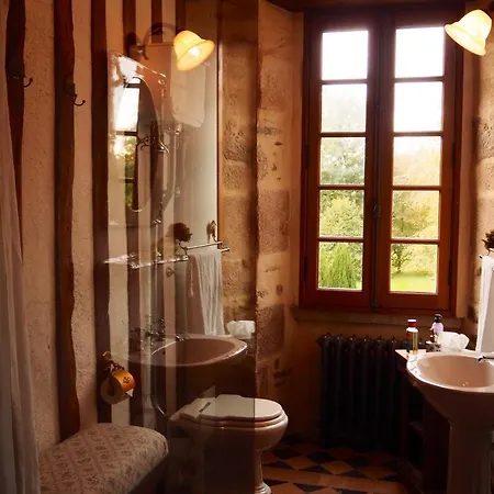 Château D'isigny D'hôtes De Charme Près Du Mont-saint-michel Et De La Bretagne Bed & Breakfast