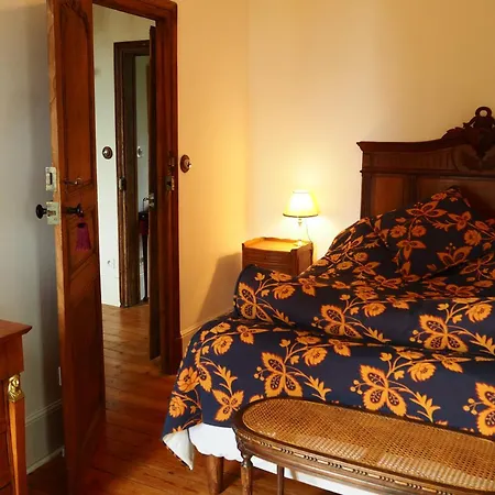 Chateau Isigny: Boutique Near Mont Saint Michel Isigny-le-Buat