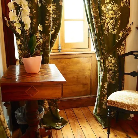 Bed & Breakfast Chateau Isigny, Sejour En Famille, Enfants & Chiens Bienvenus, Family Holidays, Children & Dogs Welcome