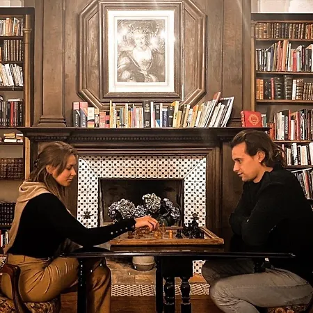 Bed & Breakfast Chateau Isigny: Boutique Near Mont Saint Michel Isigny-le-Buat