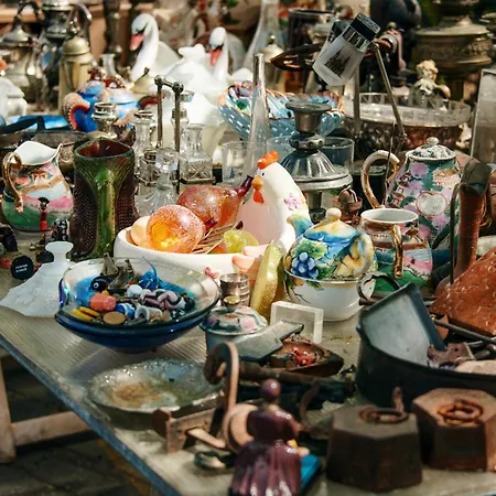 Chateau Isigny: Boutique Near Mont Saint Michel Bed & Breakfast Isigny-le-Buat