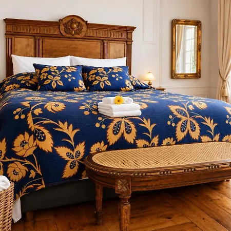Chateau Isigny, Séjour de charme près du Mont-Saint-Michel, Charming Stay