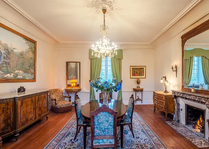 فندق مبيت وإفطار Chateau D Isigny Sejour Romantique Et Nature Pres Du Mont-Saint-Michel