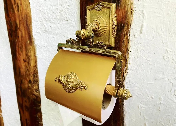 Chateau D Isigny Sejour Romantique Et Nature Pres Du Mont-Saint-Michel Isigny-le-Buat