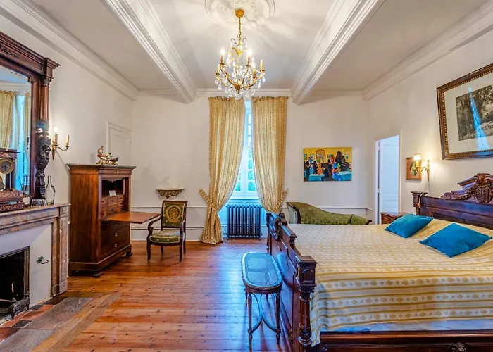 Chateau Isigny: Boutique Near Mont Saint Michel 3* Isigny-le-Buat