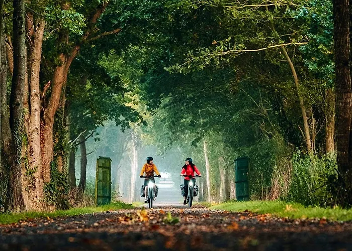 Chateau D Isigny Sejour Romantique Et Nature Pres Du Mont-Saint-Michel 3* Isigny-le-Buat