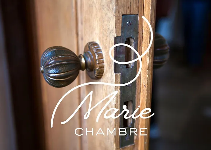 Chateau Isigny: Boutique Near Mont Saint Michel 3* Isigny-le-Buat